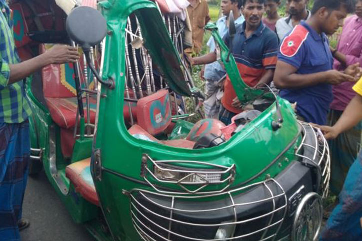 munshiganj road accident