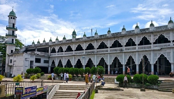 সংসদে মসজিদের ইমাম মুয়াজ্জিন ও খতিবদের বেতন ভাতার দাবি