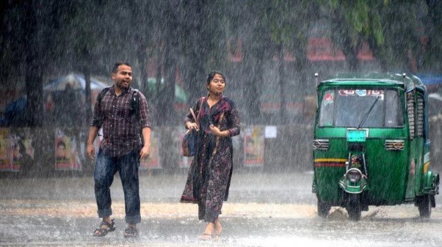 ঢাকায় আজ সামান্য বৃষ্টি হতে পারে জানাল আবহাওয়া অধিদপ্তর